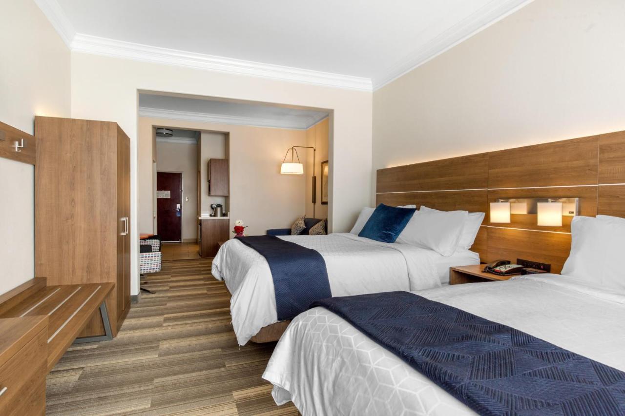 Holiday Inn Express Houston-Alvin By Ihg Екстериор снимка